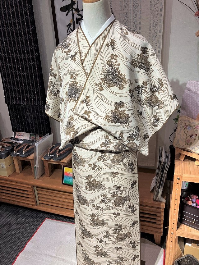 伊勢型小紋 南部芳松 風水菊 浜紬 和服・和装小物の通販・お洒落で格安