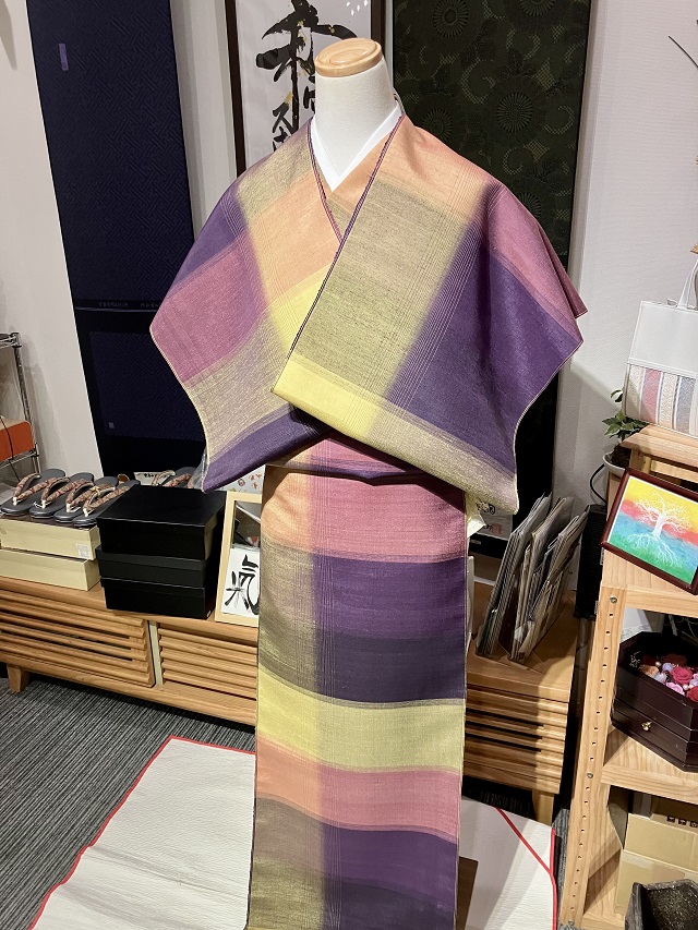 上田紬 小岩井カリナ
