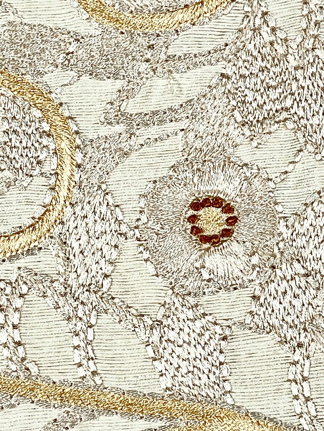 貴久樹 野蚕糸刺繍