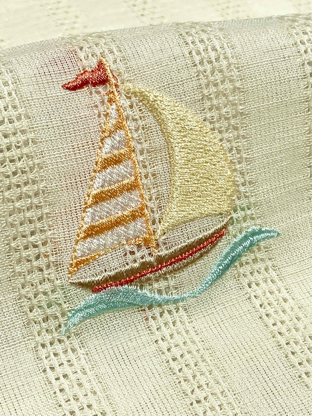 夏半衿ヨット刺繍