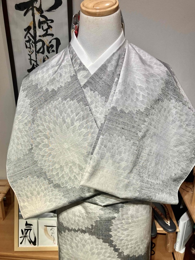 小千谷紬 松煙染 八重菊 和服・和装小物の通販・お洒落で格安な帯や