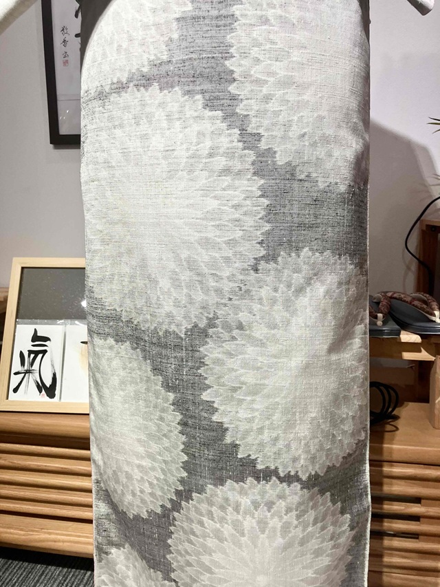 小千谷紬 松煙染