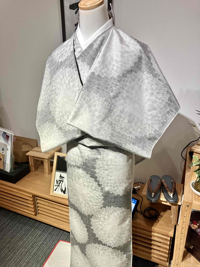 小千谷紬 松煙染