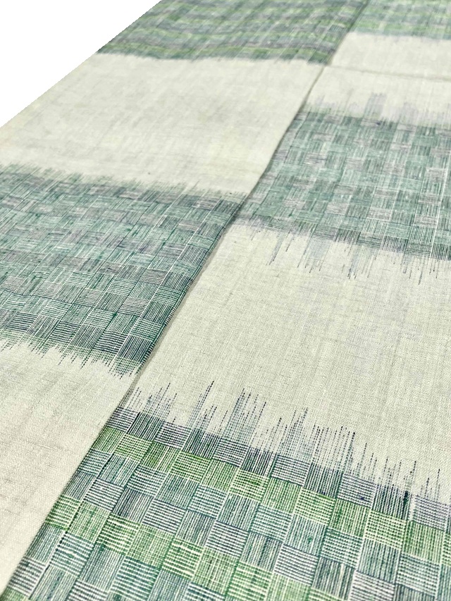 本場結城紬 地機織