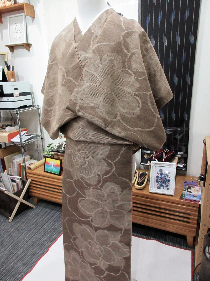 小千谷紬 柿泥染 くるまや工房