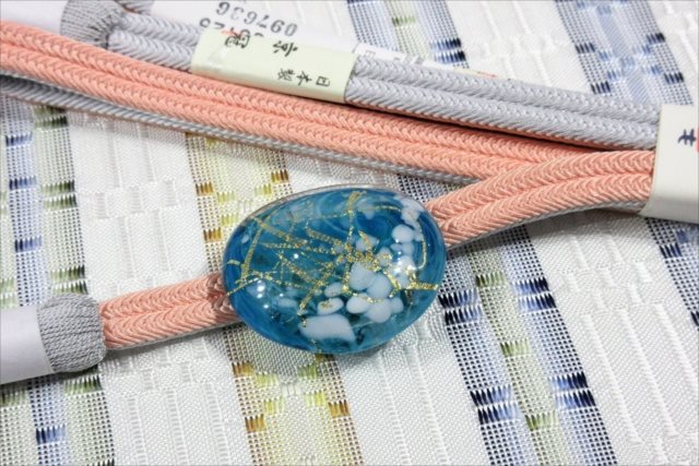 大阪の着物専門店を利用するなら【和空間スポットガーデン】へ～着物・帯・小物の種類も豊富～