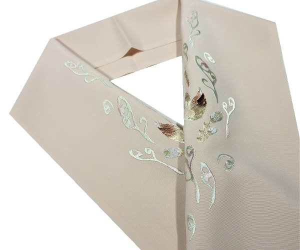 着物から小物まで扱う呉服専門店を大阪でお探しなら～安い・お手頃価格で商品を提供～