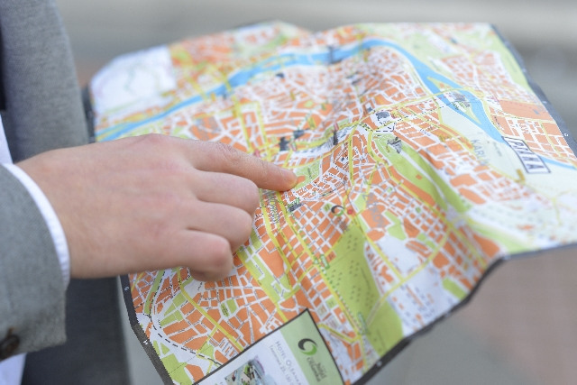 着物の出張販売は「和空間スポットガーデン」へ！大阪・京都・神戸・和歌山・奈良に対応！